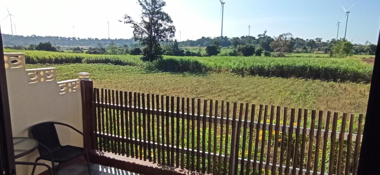 Touch The Wind Hotell Chaiyaphum Eksteriør bilde