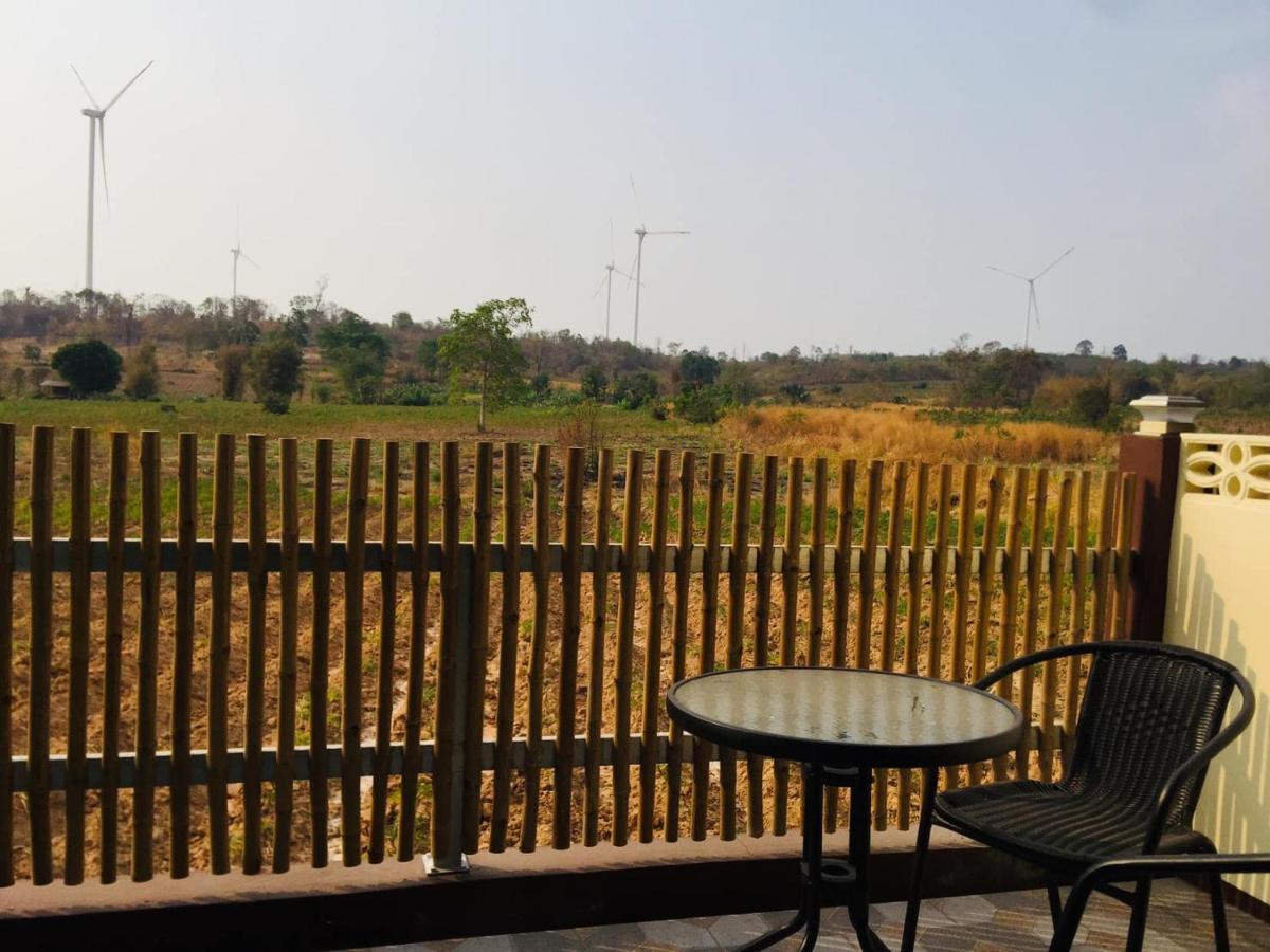 Touch The Wind Hotell Chaiyaphum Eksteriør bilde